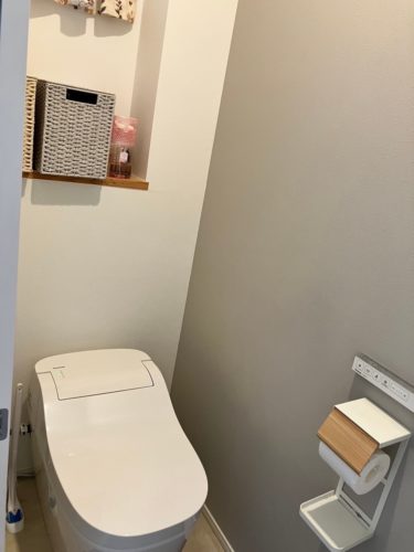 下松市生野屋2丁目の築浅住宅のトイレの写真です